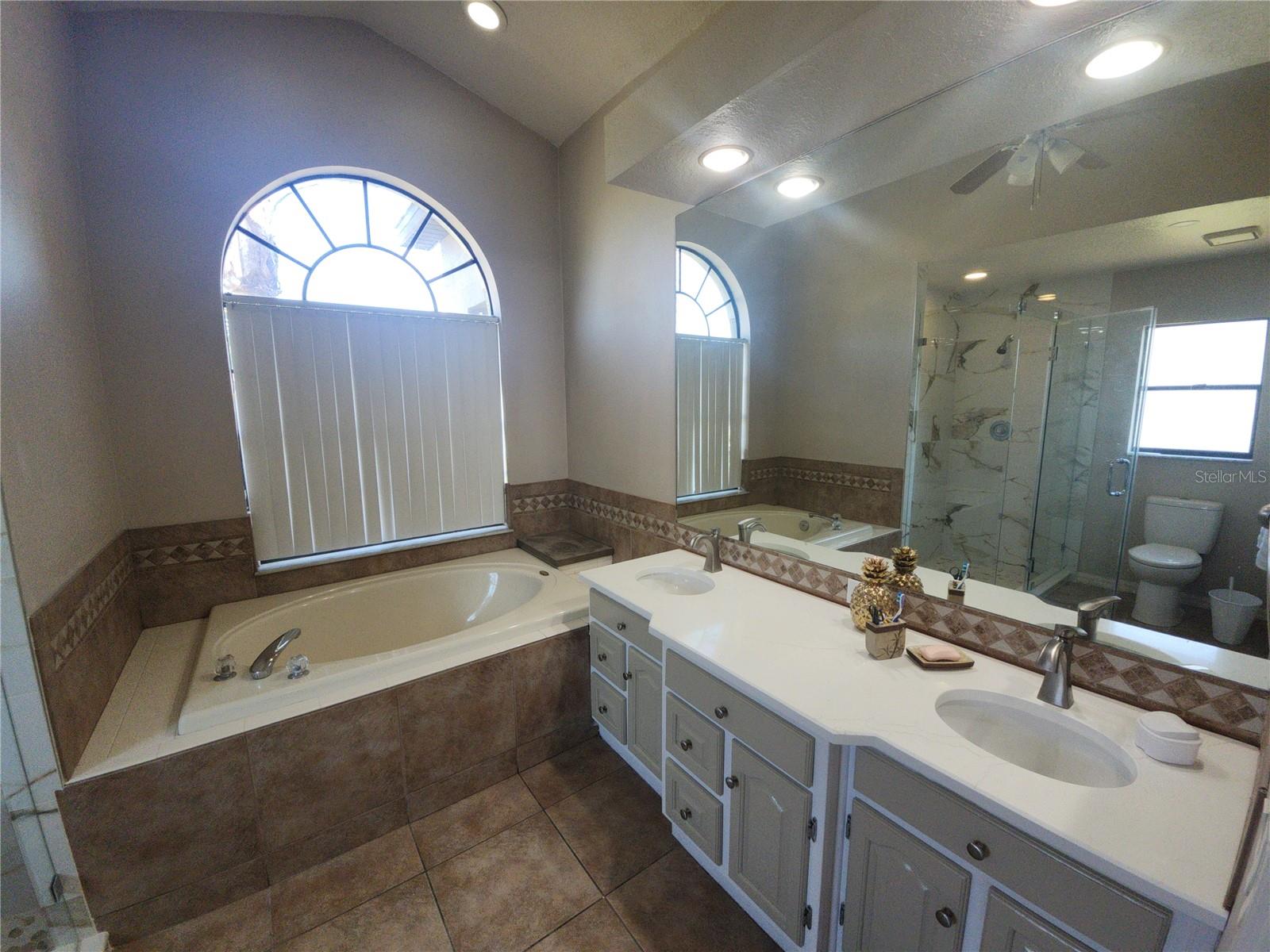 4028 BRECKLAND CT, SPRING HILL, FL — photo 26