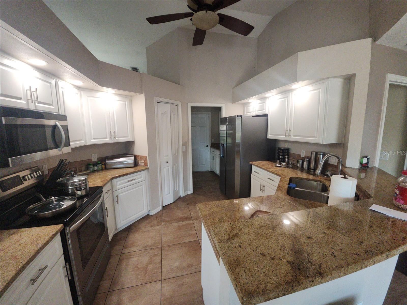 4028 BRECKLAND CT, SPRING HILL, FL — photo 31