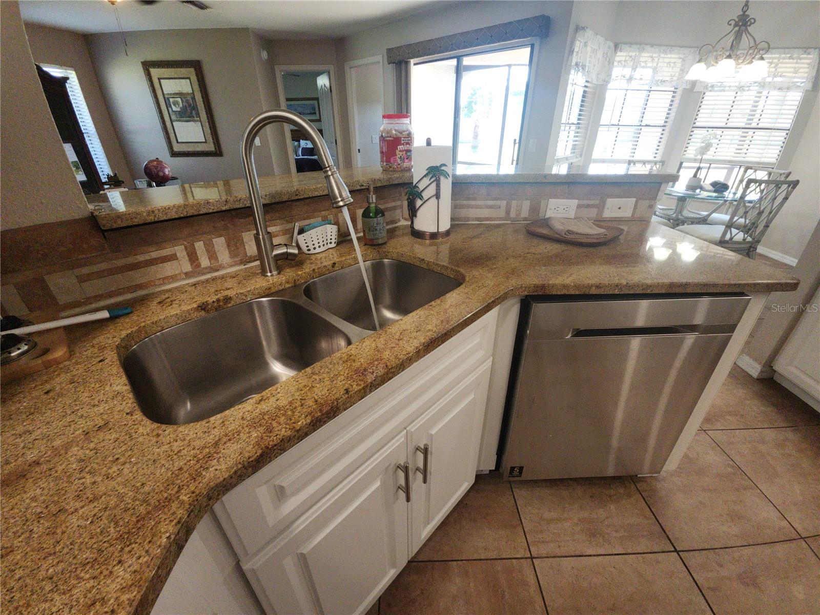 4028 BRECKLAND CT, SPRING HILL, FL — photo 35
