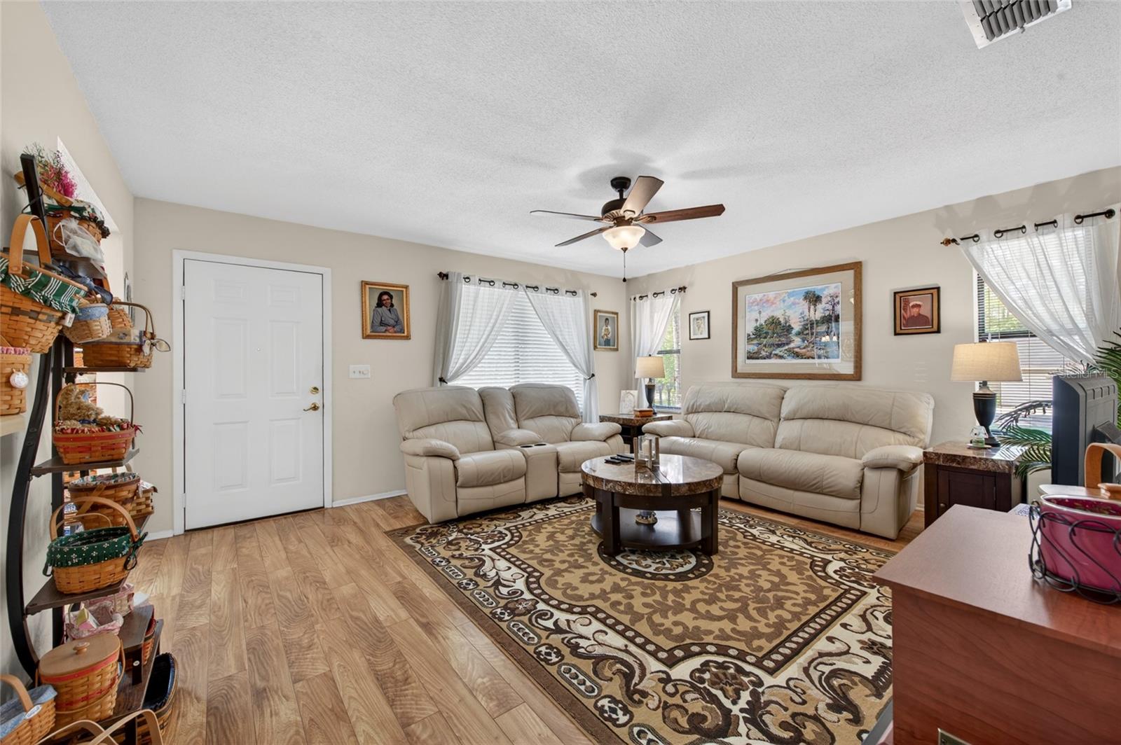 10 LAKEPOINT CIR, PORT ORANGE, FL — photo 4
