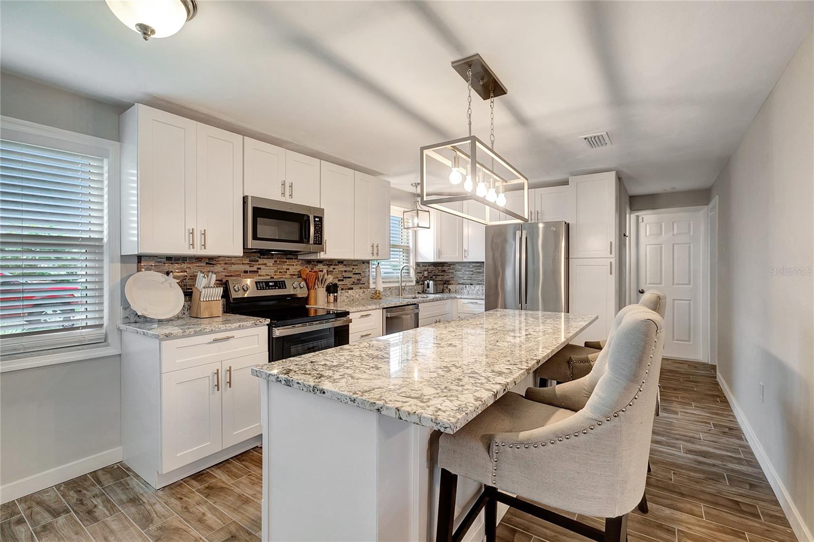 242 176TH AVE E, REDINGTON SHORES, FL — photo 3