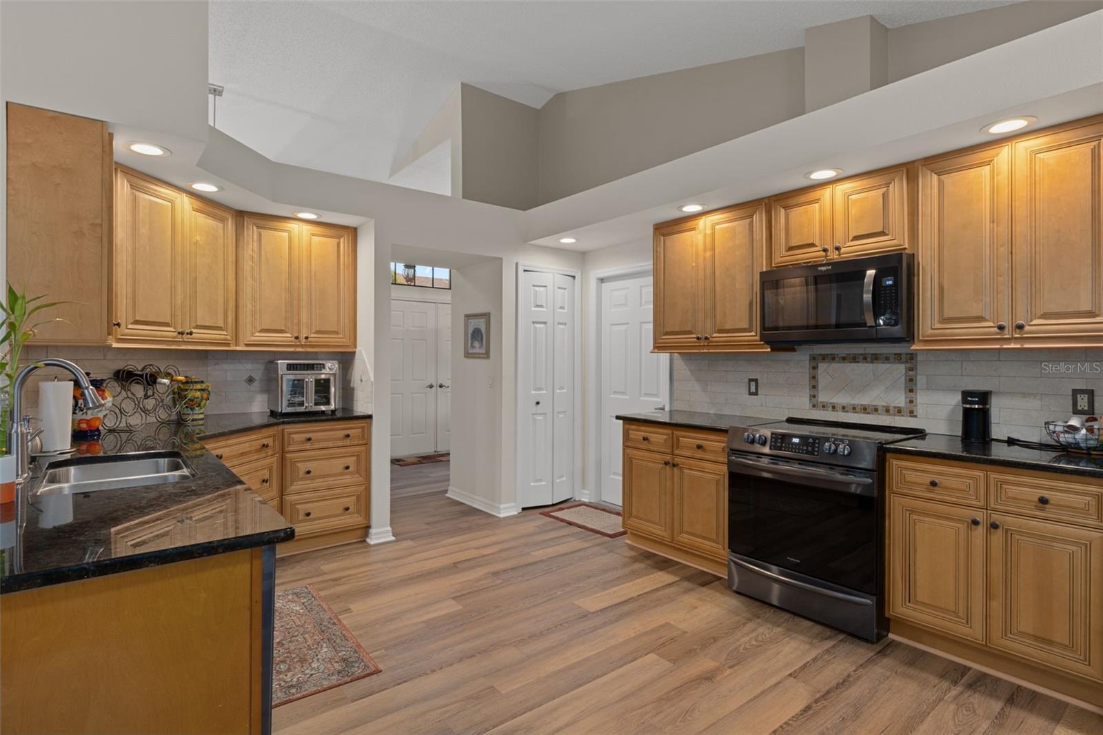 11293 COPLEY CT, SPRING HILL, FL — photo 22