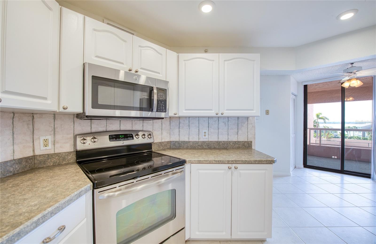 1310 GULF BLVD #4D, CLEARWATER BEACH, FL — photo 15