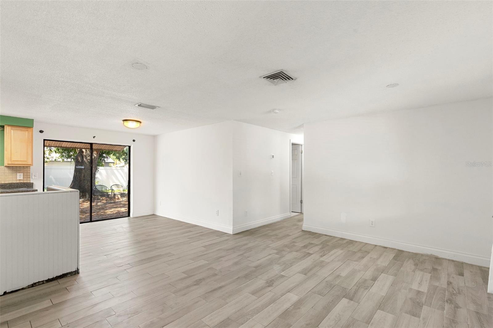 5557 146TH TER N, CLEARWATER, FL — photo 5