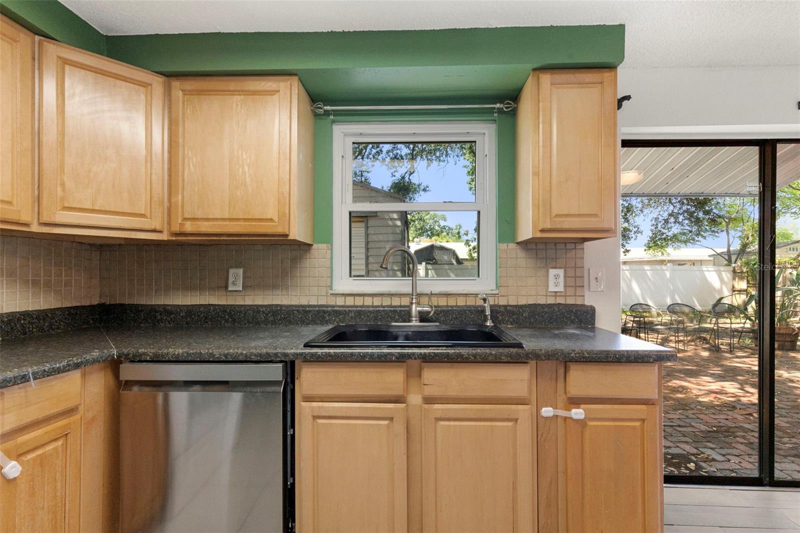 5557 146TH TER N, CLEARWATER, FL — photo 13