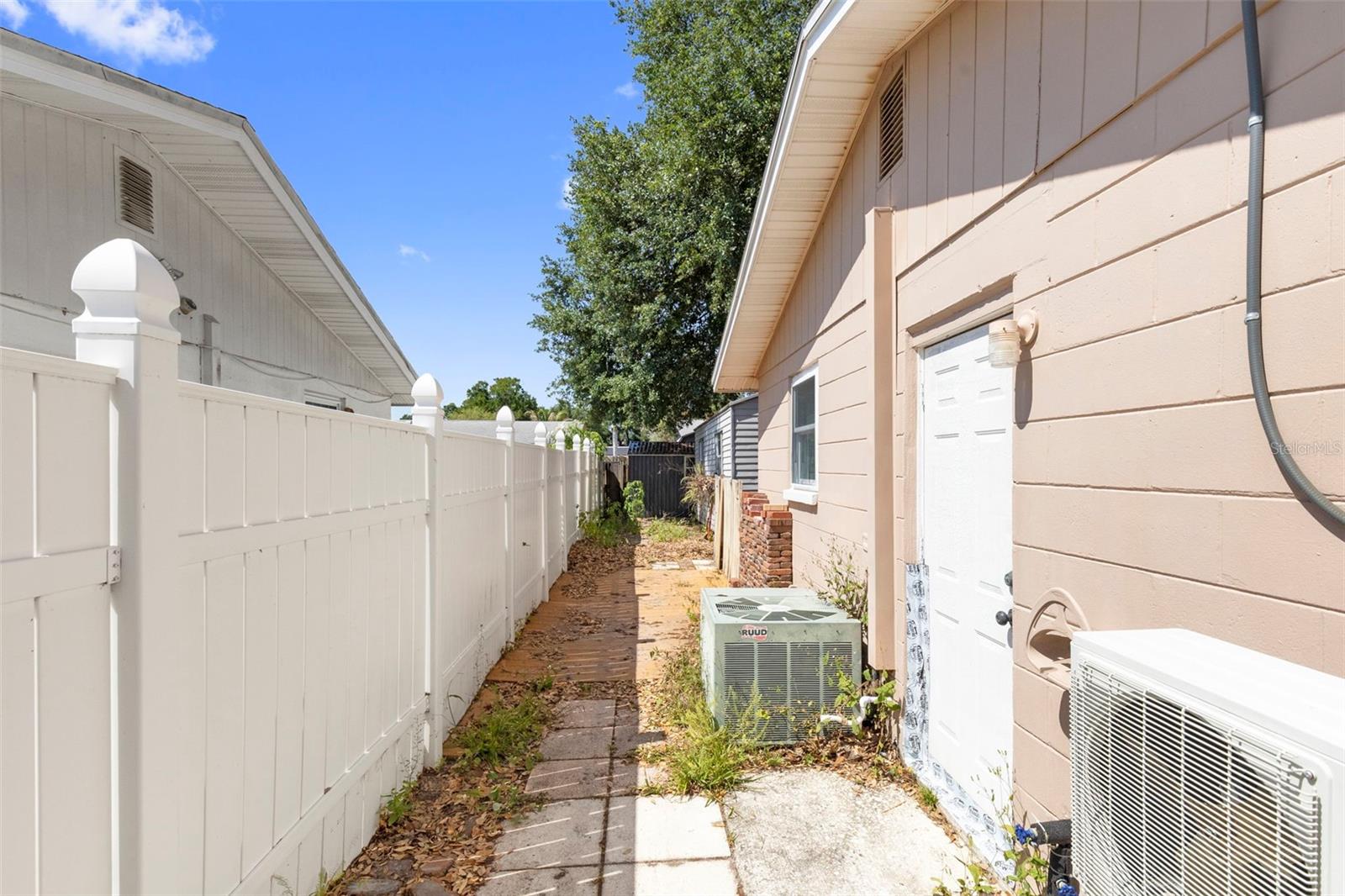 5557 146TH TER N, CLEARWATER, FL — photo 33