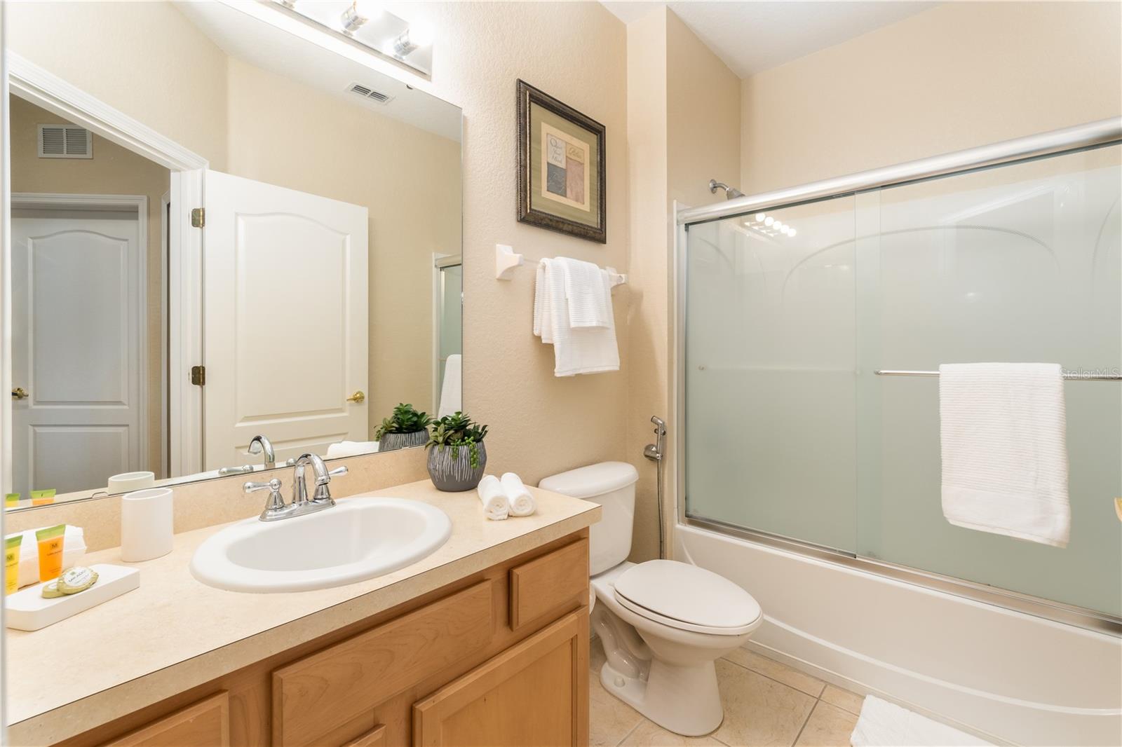 2457 CARAVELLE CIR, KISSIMMEE, FL — photo 24