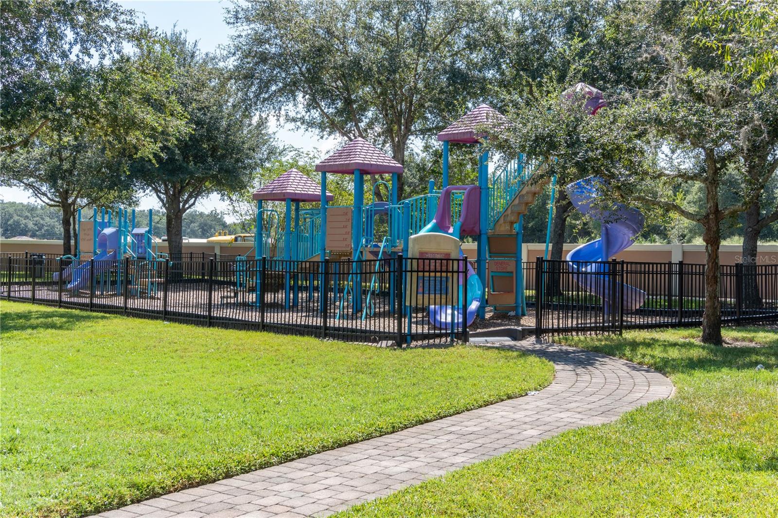 2457 CARAVELLE CIR, KISSIMMEE, FL — photo 27