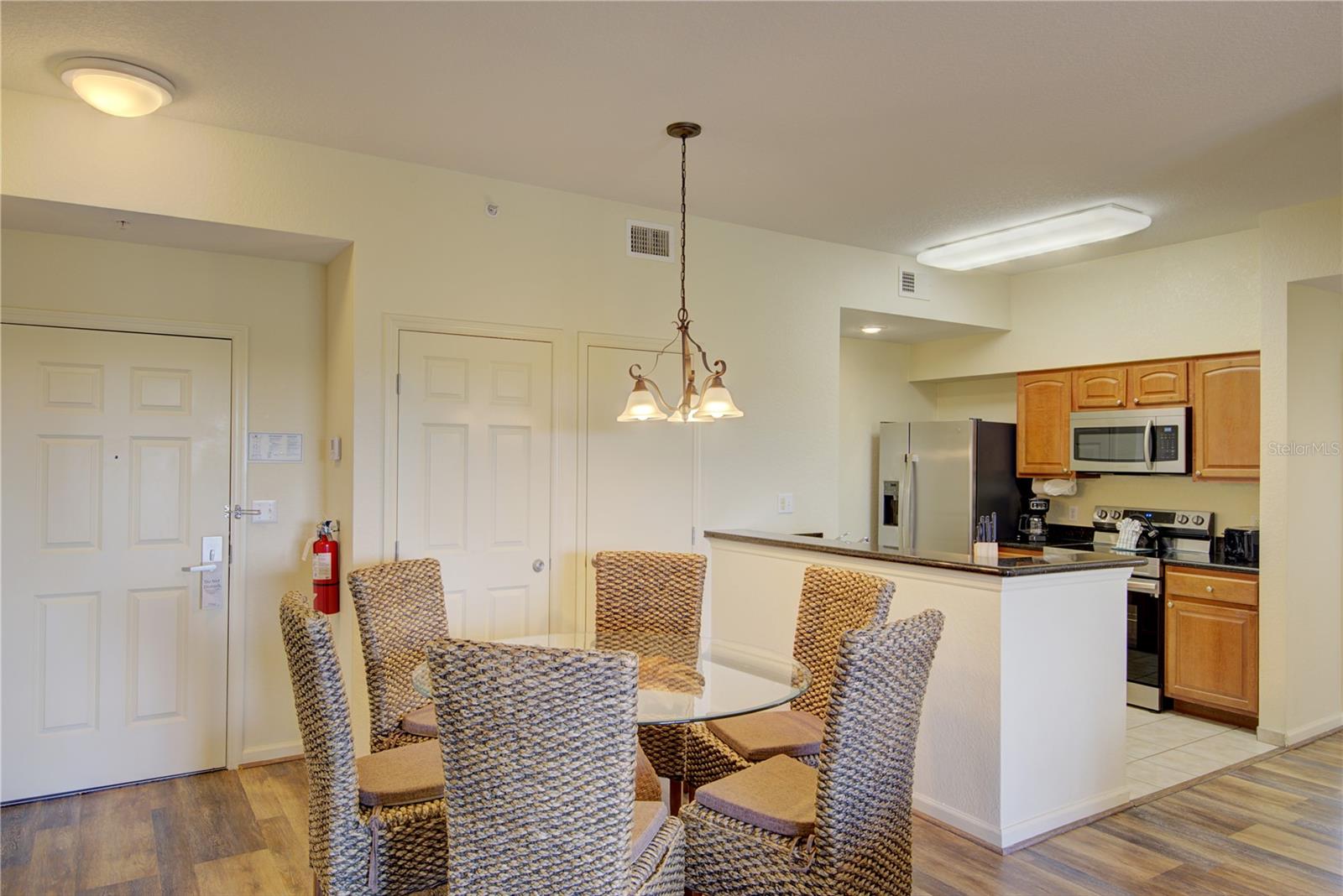 8101 RESORT VILLAGE DR #31101, ORLANDO, FL — photo 4