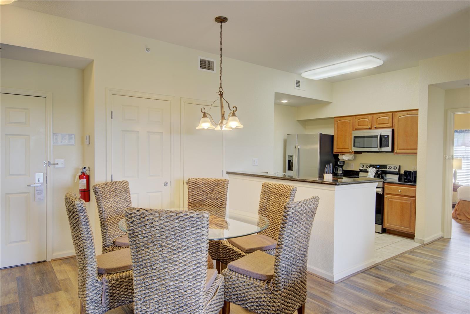 8101 RESORT VILLAGE DR #31101, ORLANDO, FL — photo 7