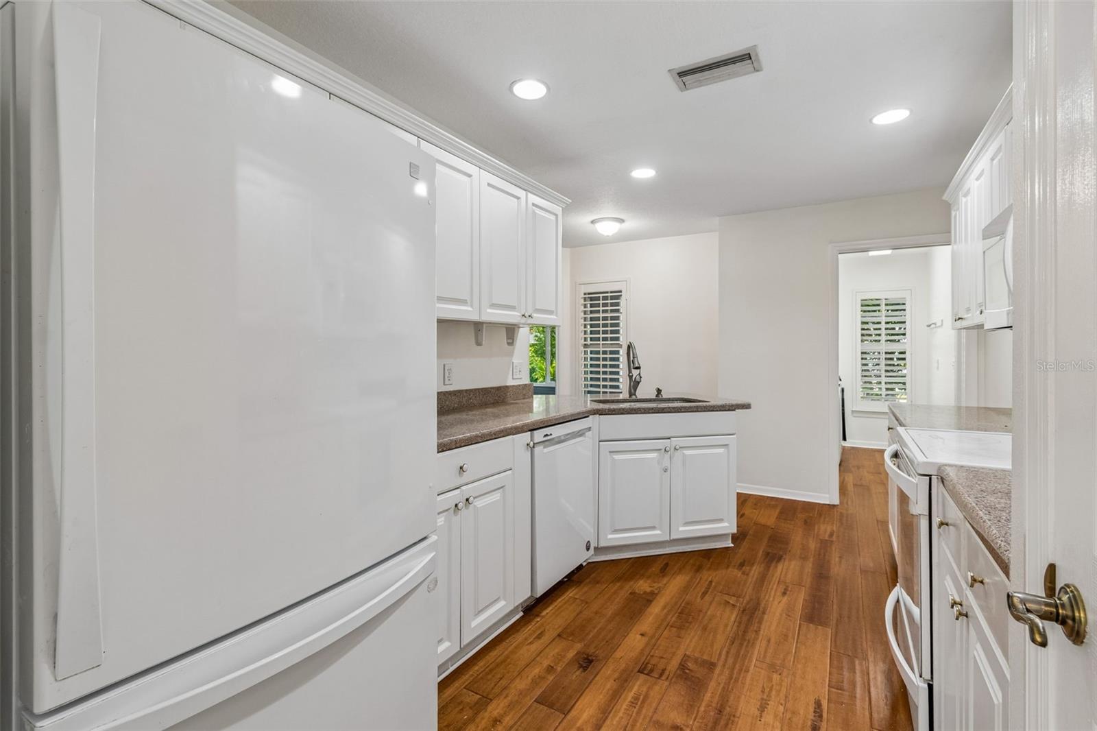 6414 23RD AVE DR W, BRADENTON, FL — photo 9