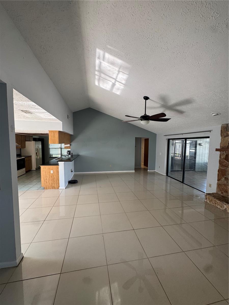 2376 WINDSOR OAKS AVE, LUTZ, FL — photo 6