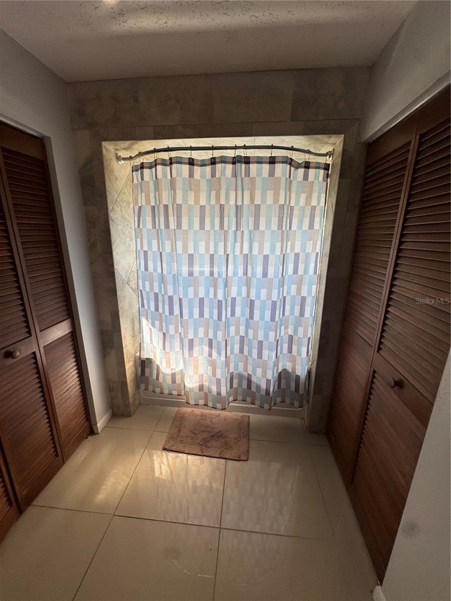 2376 WINDSOR OAKS AVE, LUTZ, FL — photo 15
