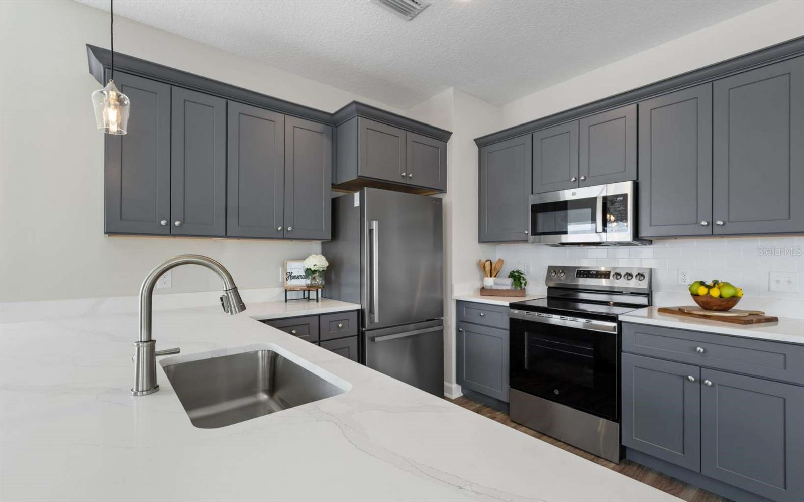 206 MESA ST NW, LIVE OAK, FL — photo 7
