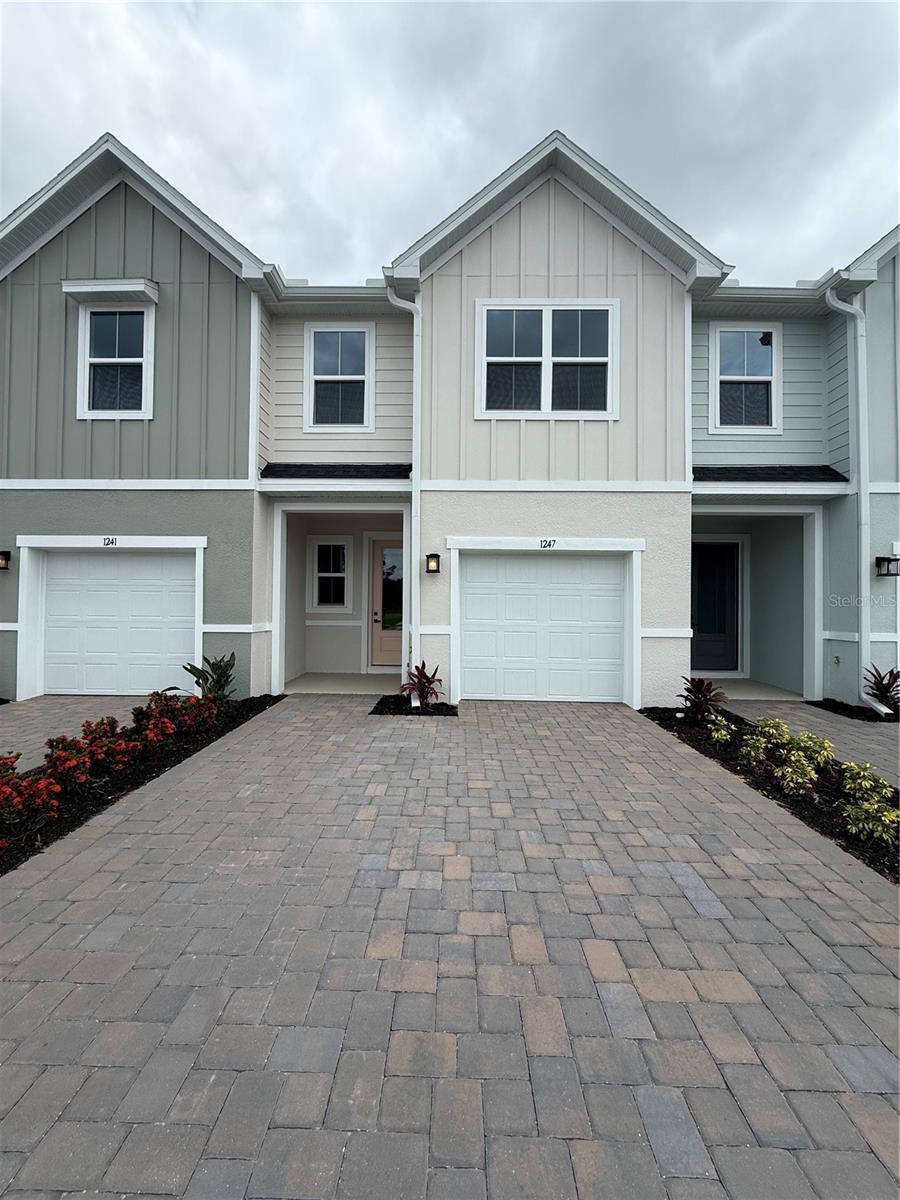 1247 PINEYWOOD FIELD DR, DAVENPORT, FL