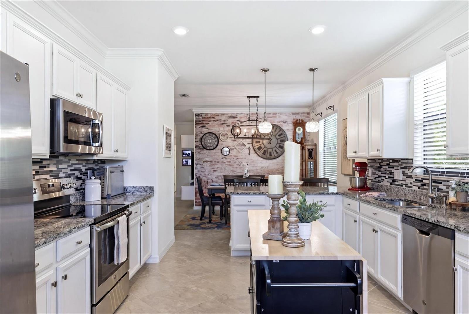 20930 VALORE CT, VENICE, FL — photo 16