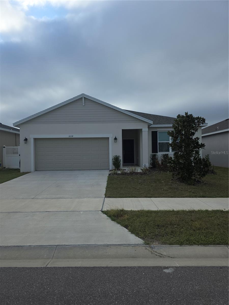 1838 BLUE LAGOON CIR, MASCOTTE, FL