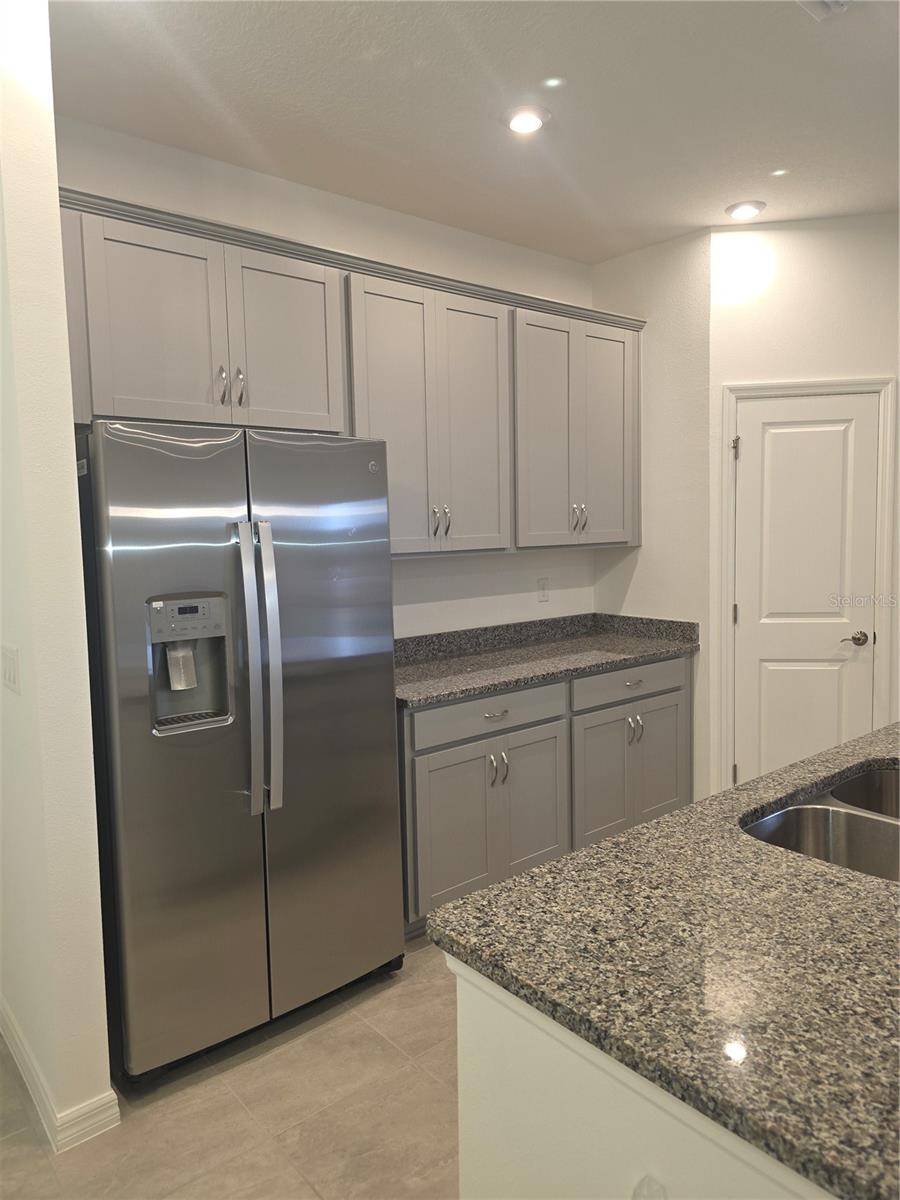 1838 BLUE LAGOON CIR, MASCOTTE, FL — photo 15
