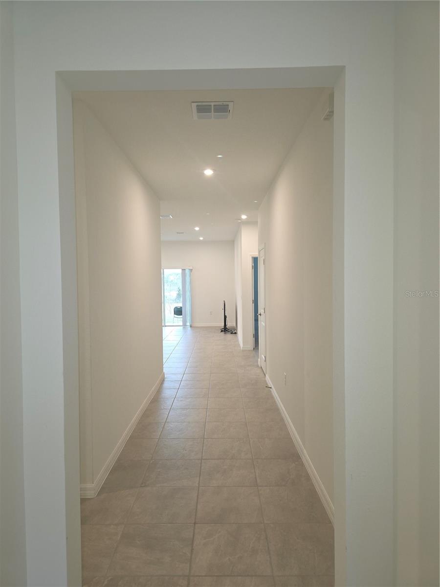 1838 BLUE LAGOON CIR, MASCOTTE, FL — photo 19