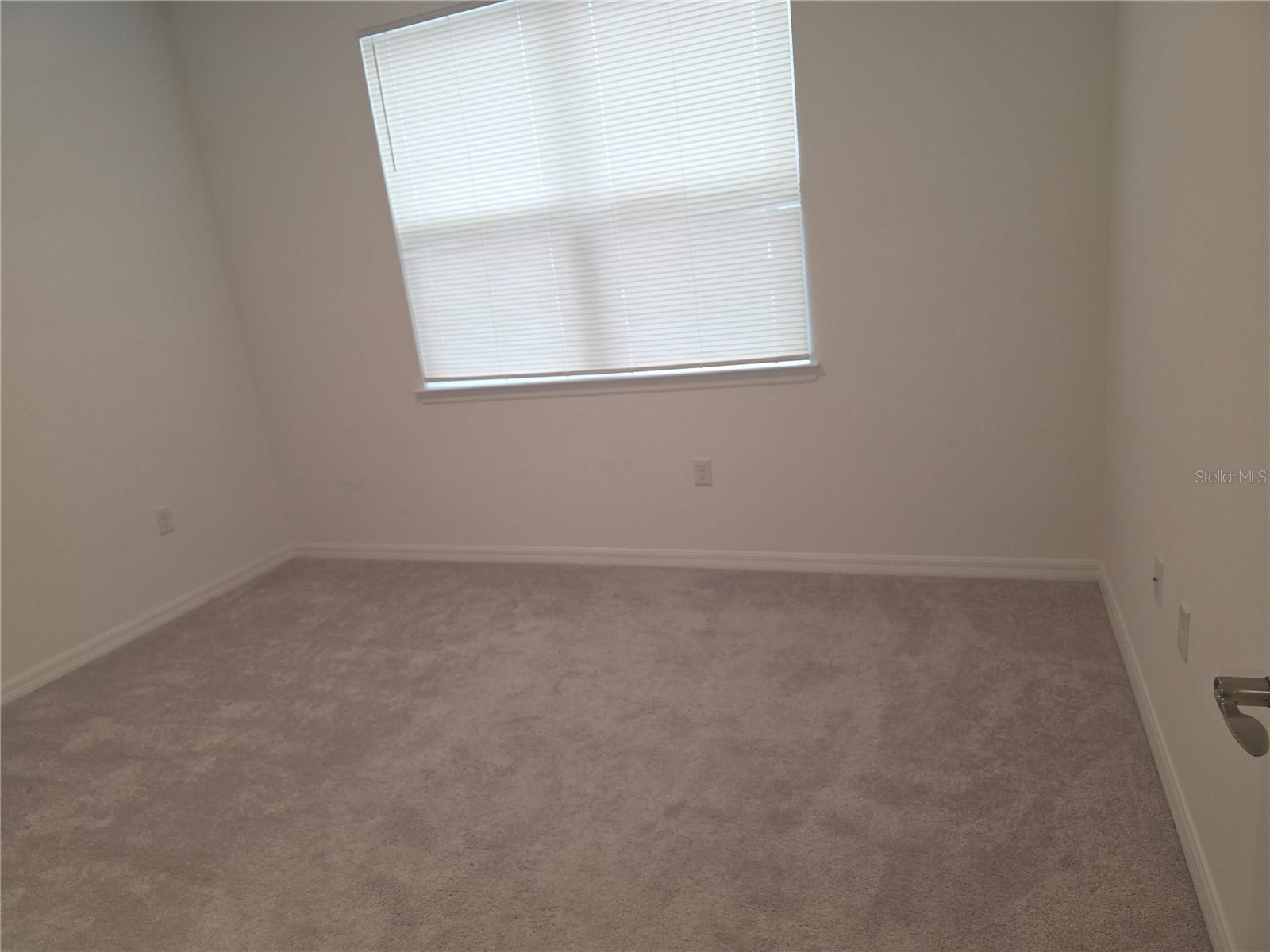 1838 BLUE LAGOON CIR, MASCOTTE, FL — photo 24