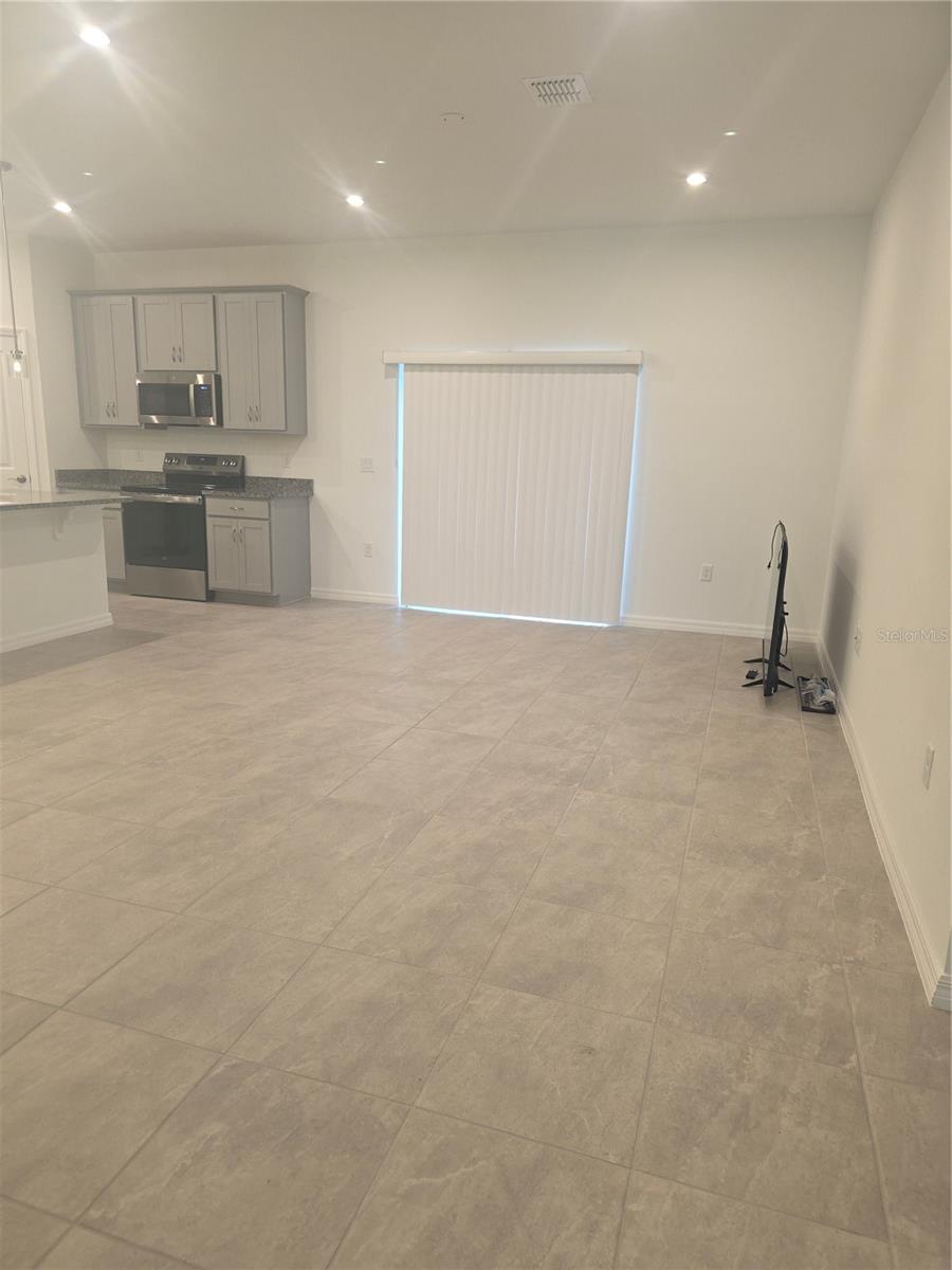 1838 BLUE LAGOON CIR, MASCOTTE, FL — photo 33