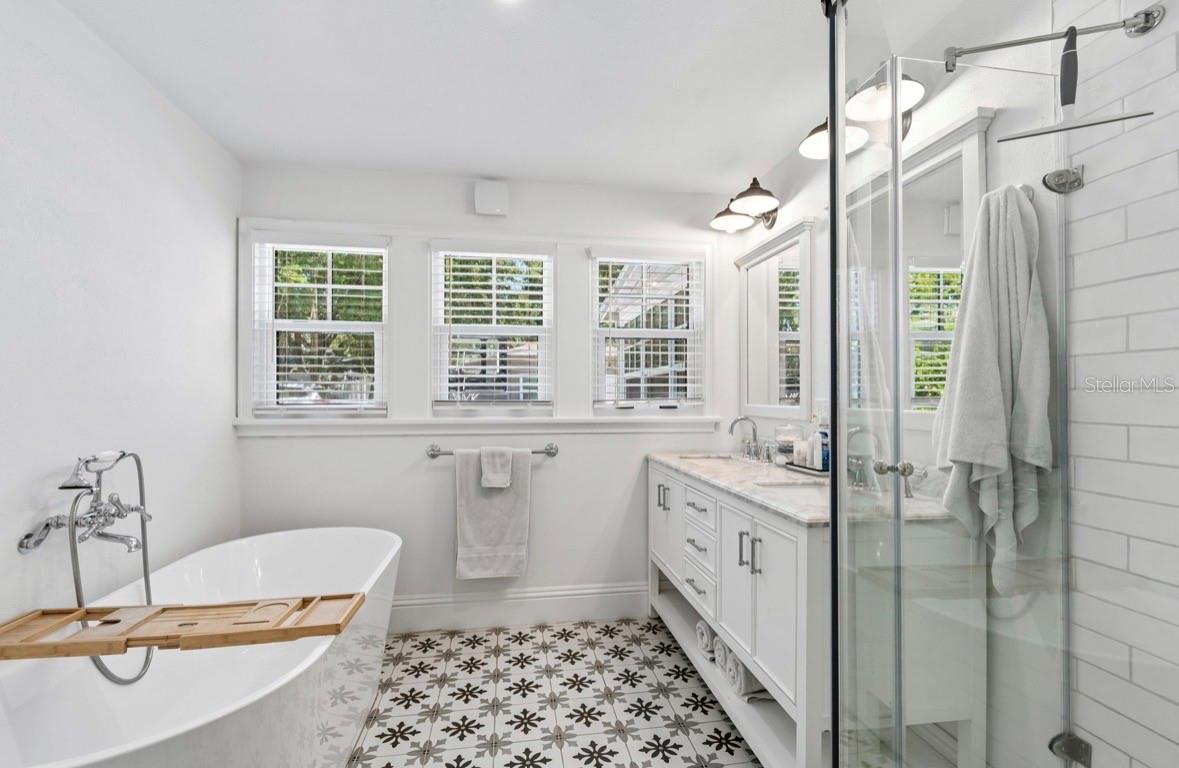 1820 1ST ST N, ST PETERSBURG, FL — photo 36