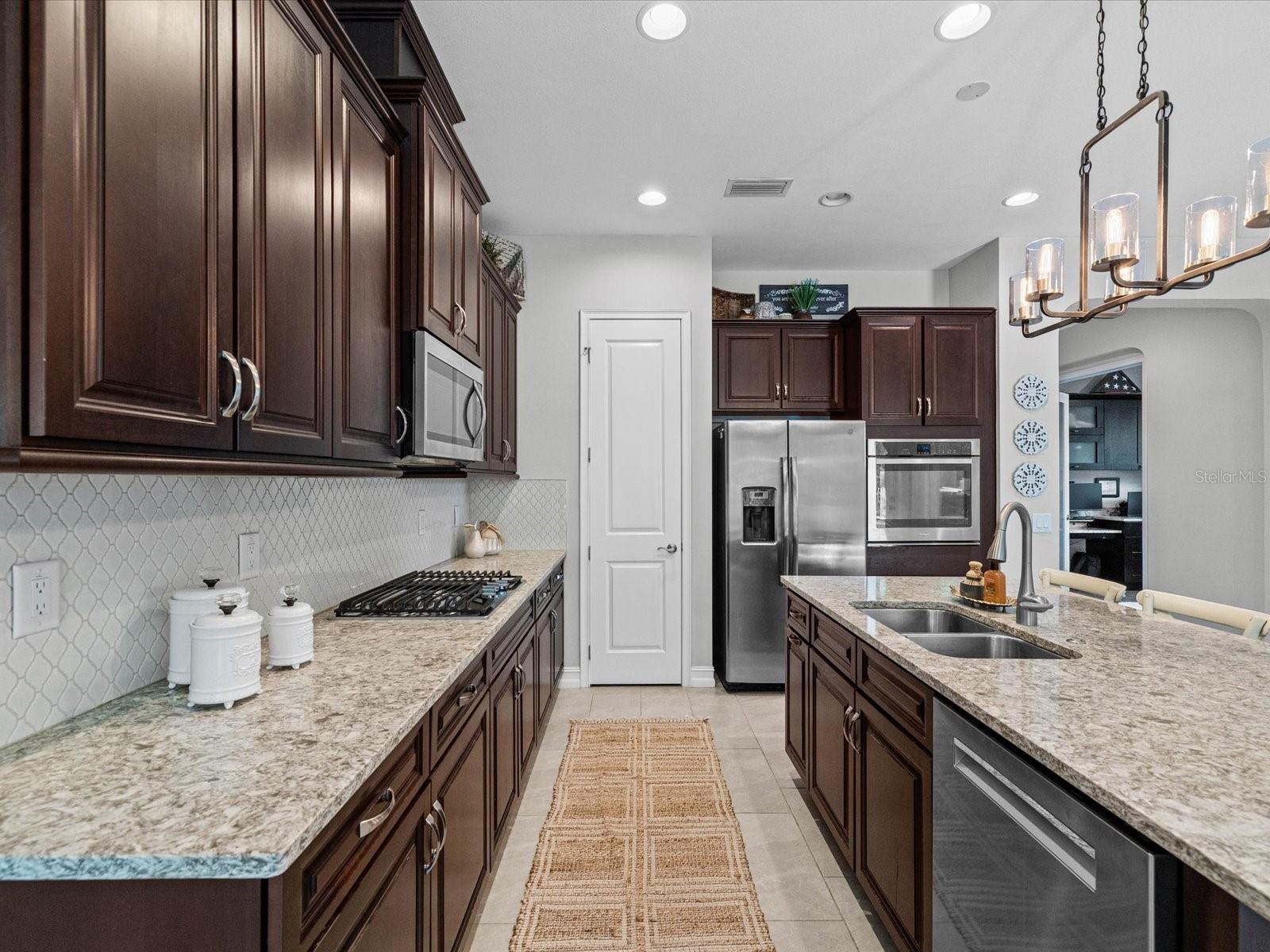 3719 WICKET FIELD RD, LUTZ, FL — photo 3