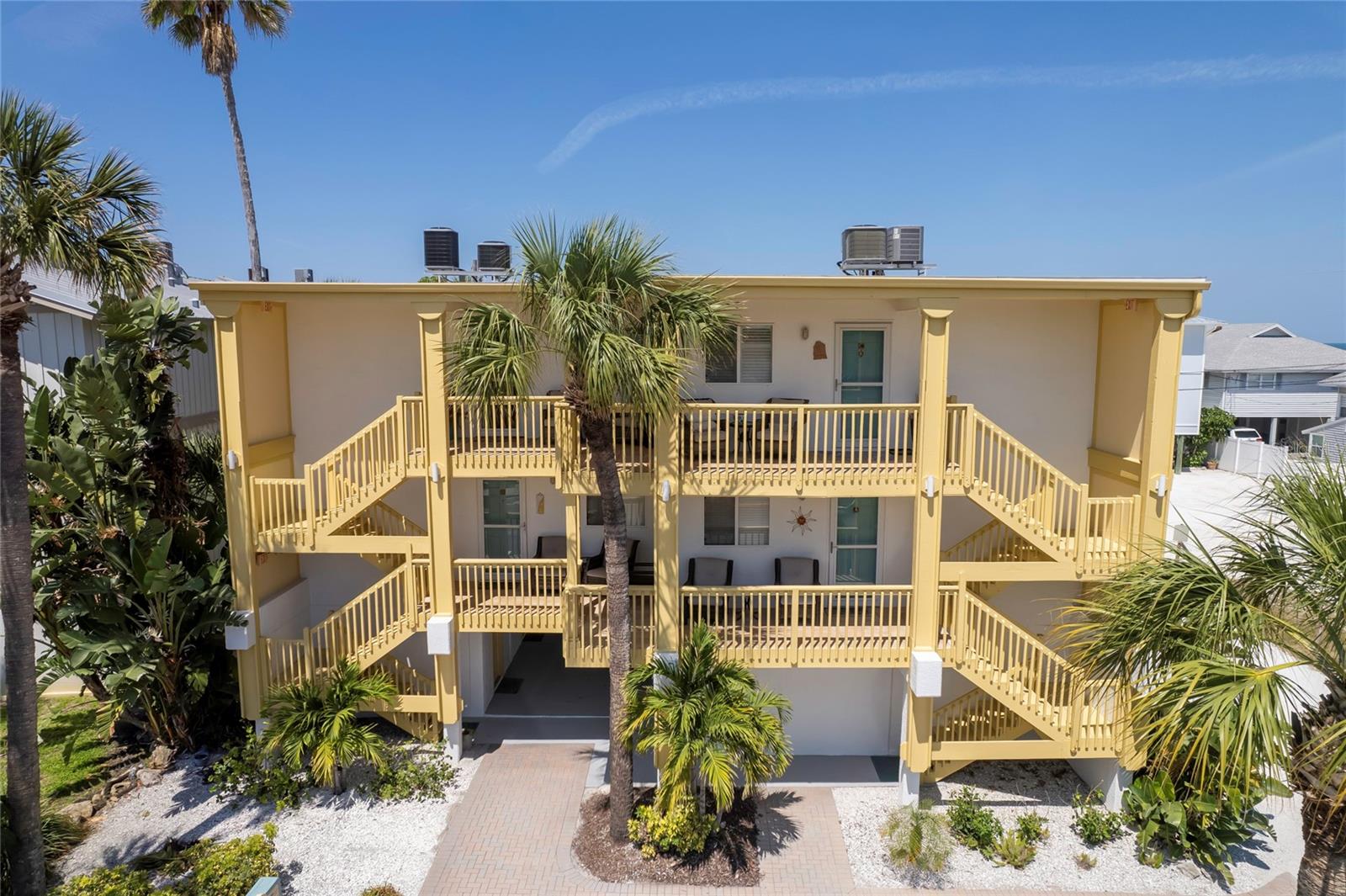 708 GULF BLVD #D, INDIAN ROCKS BEACH, FL — photo 2