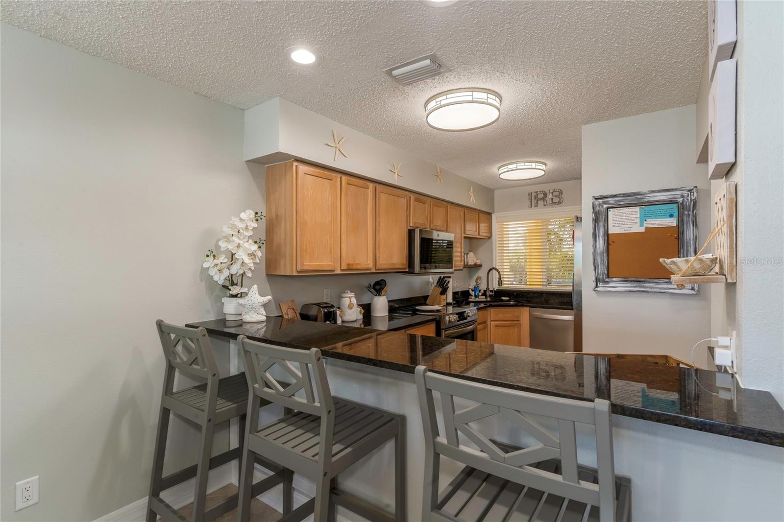 708 GULF BLVD #D, INDIAN ROCKS BEACH, FL — photo 11