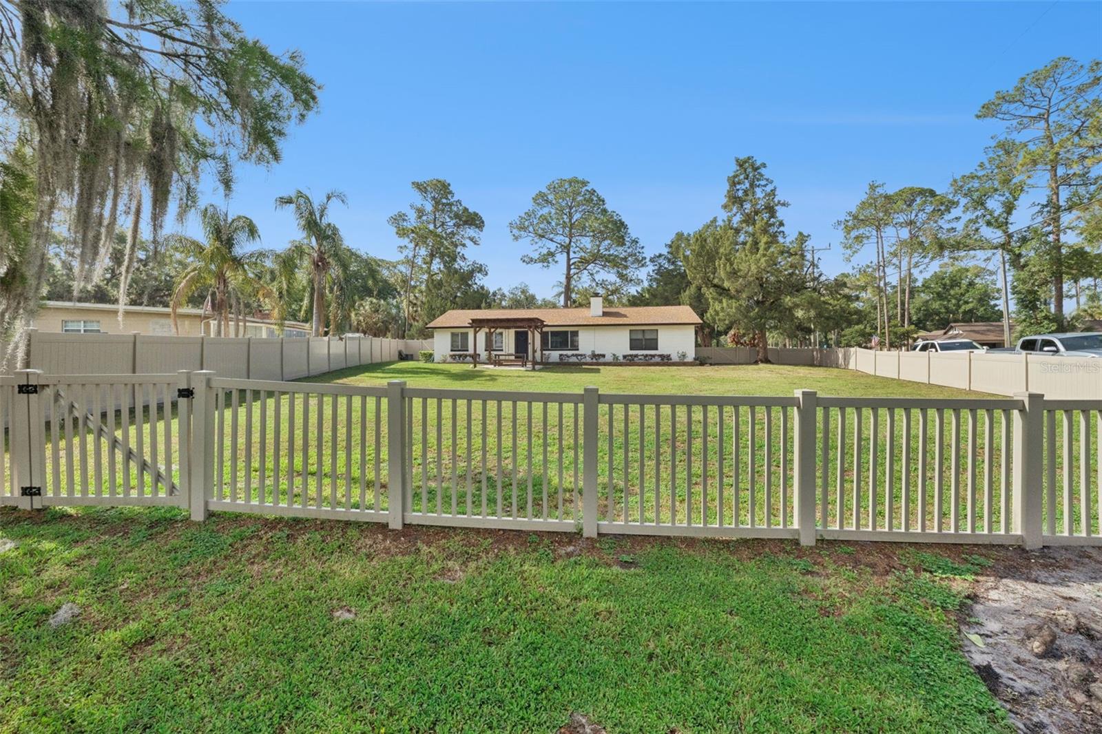 219 S CRYSTAL DR, SANFORD, FL — photo 3