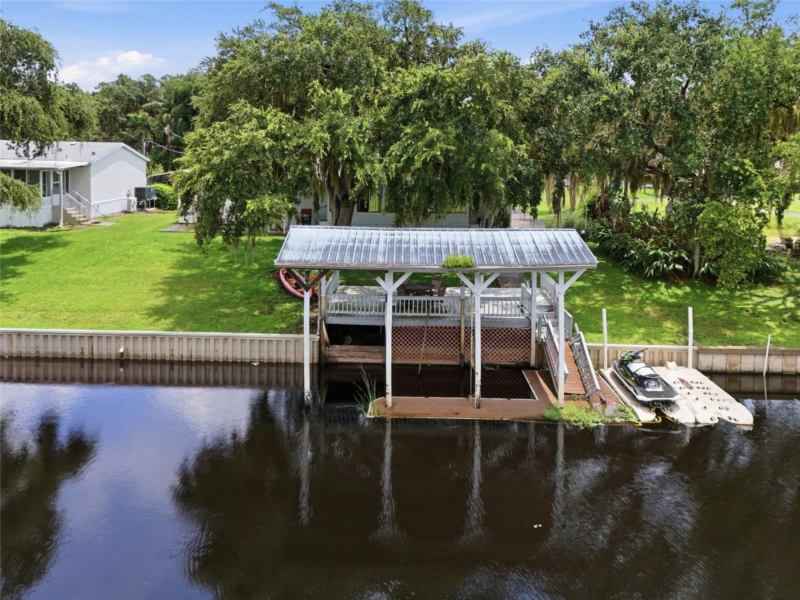 2086 STARBOARD DRIVE, GENEVA, FL