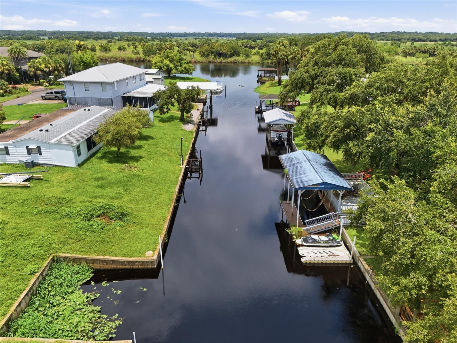 2086 STARBOARD DRIVE, GENEVA, FL — photo 32
