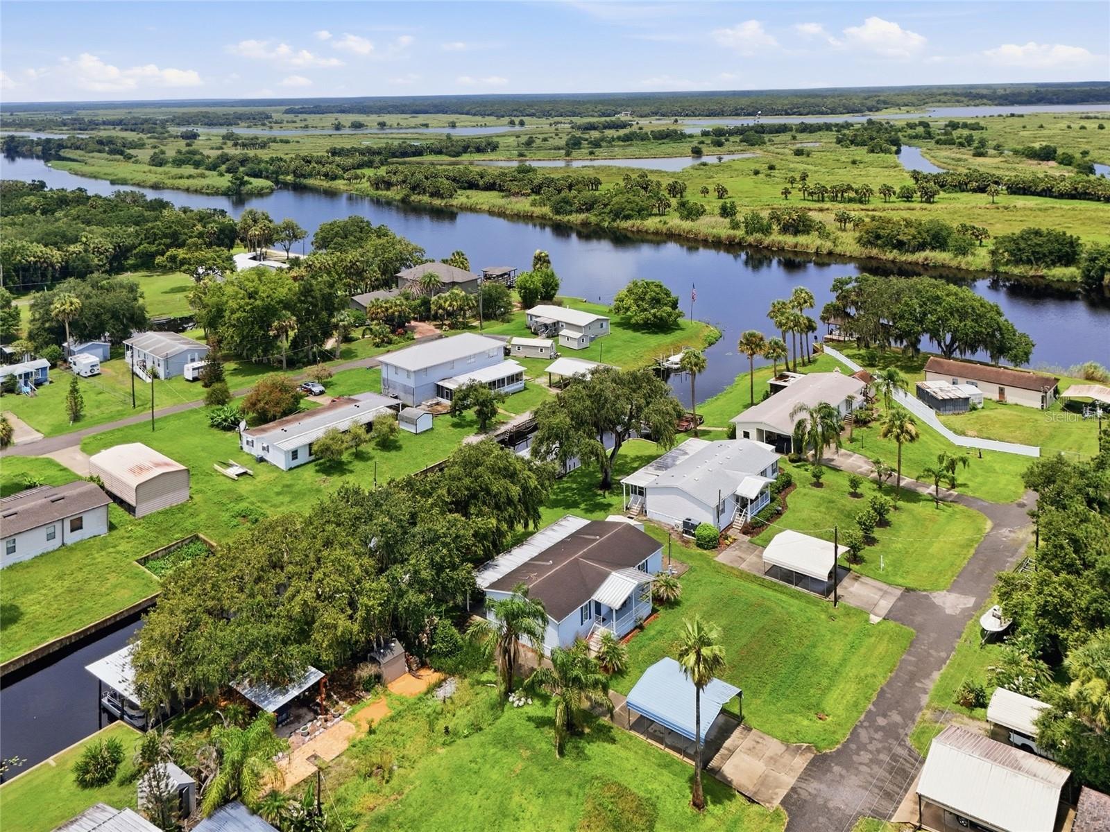2086 STARBOARD DRIVE, GENEVA, FL — photo 40