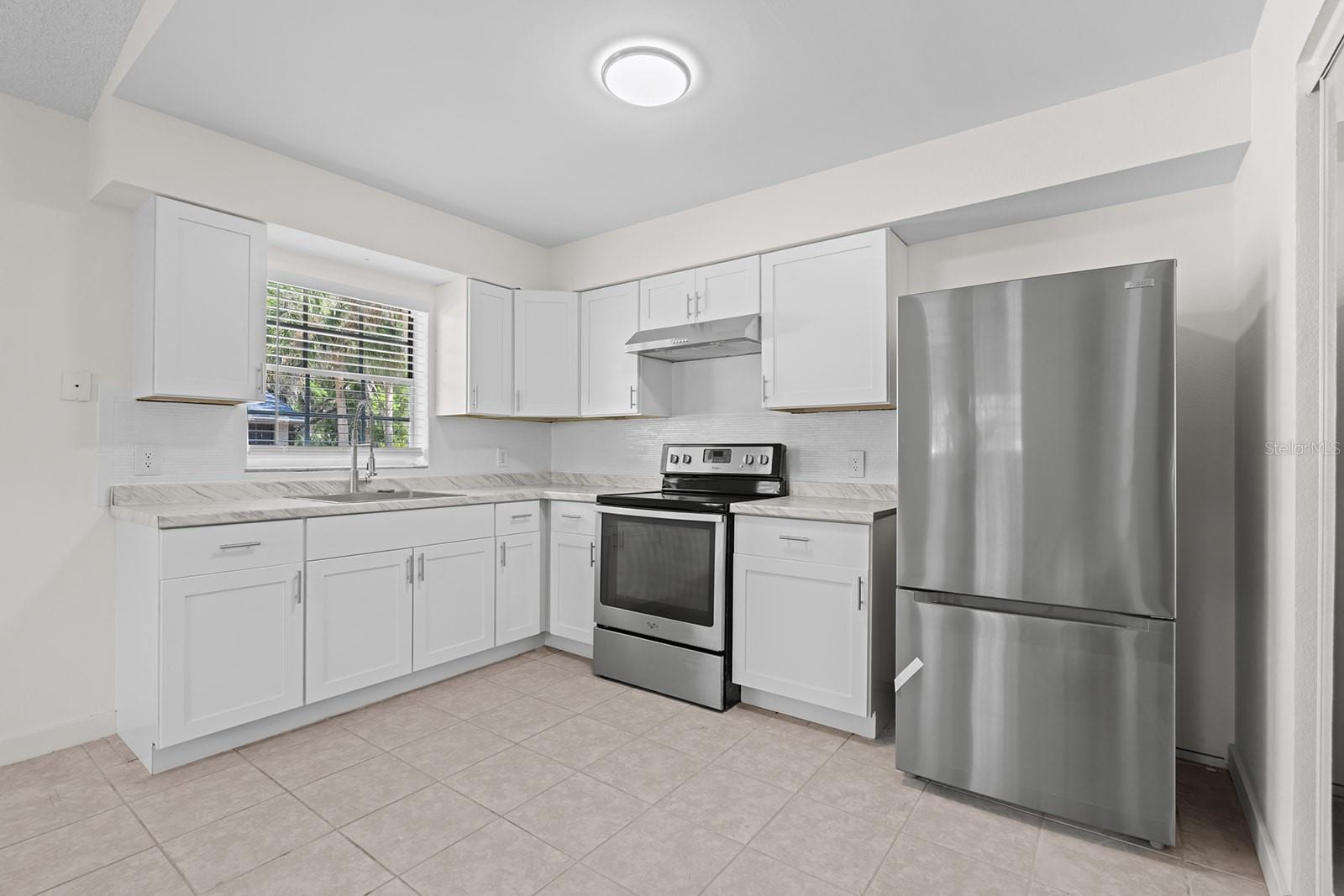 452 N ELMWOOD PT, CRYSTAL RIVER, FL — photo 4