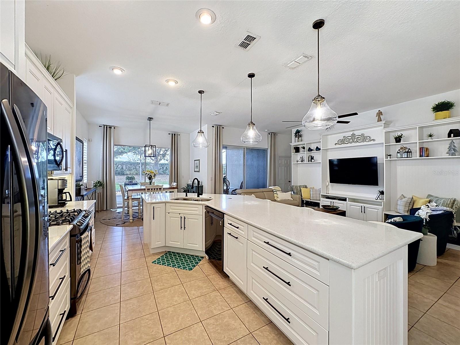135 CREPE MYRTLE DR, GROVELAND, FL — photo 32