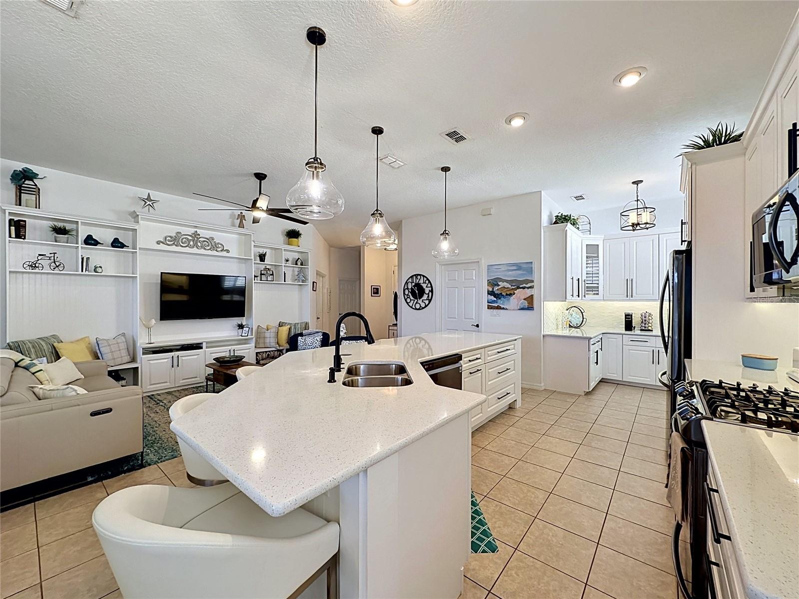 135 CREPE MYRTLE DR, GROVELAND, FL — photo 37