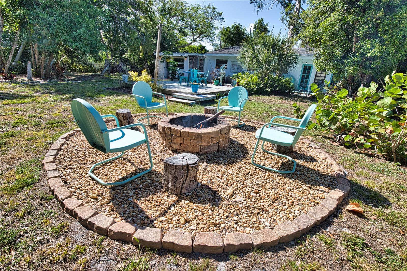 650 EDWARDS ST, ENGLEWOOD, FL — photo 50