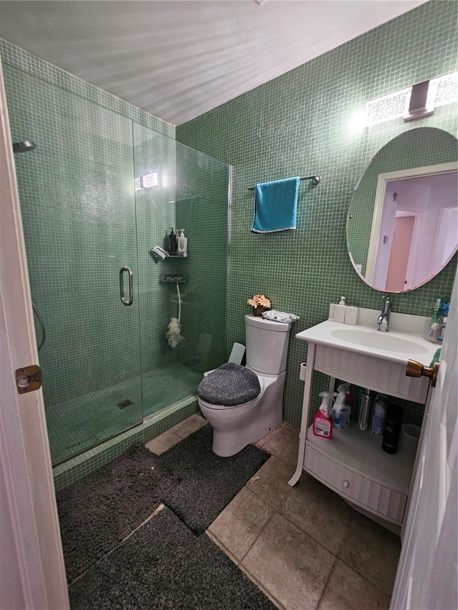 1885 FEATHER TREE CIR, CLEARWATER, FL — photo 5