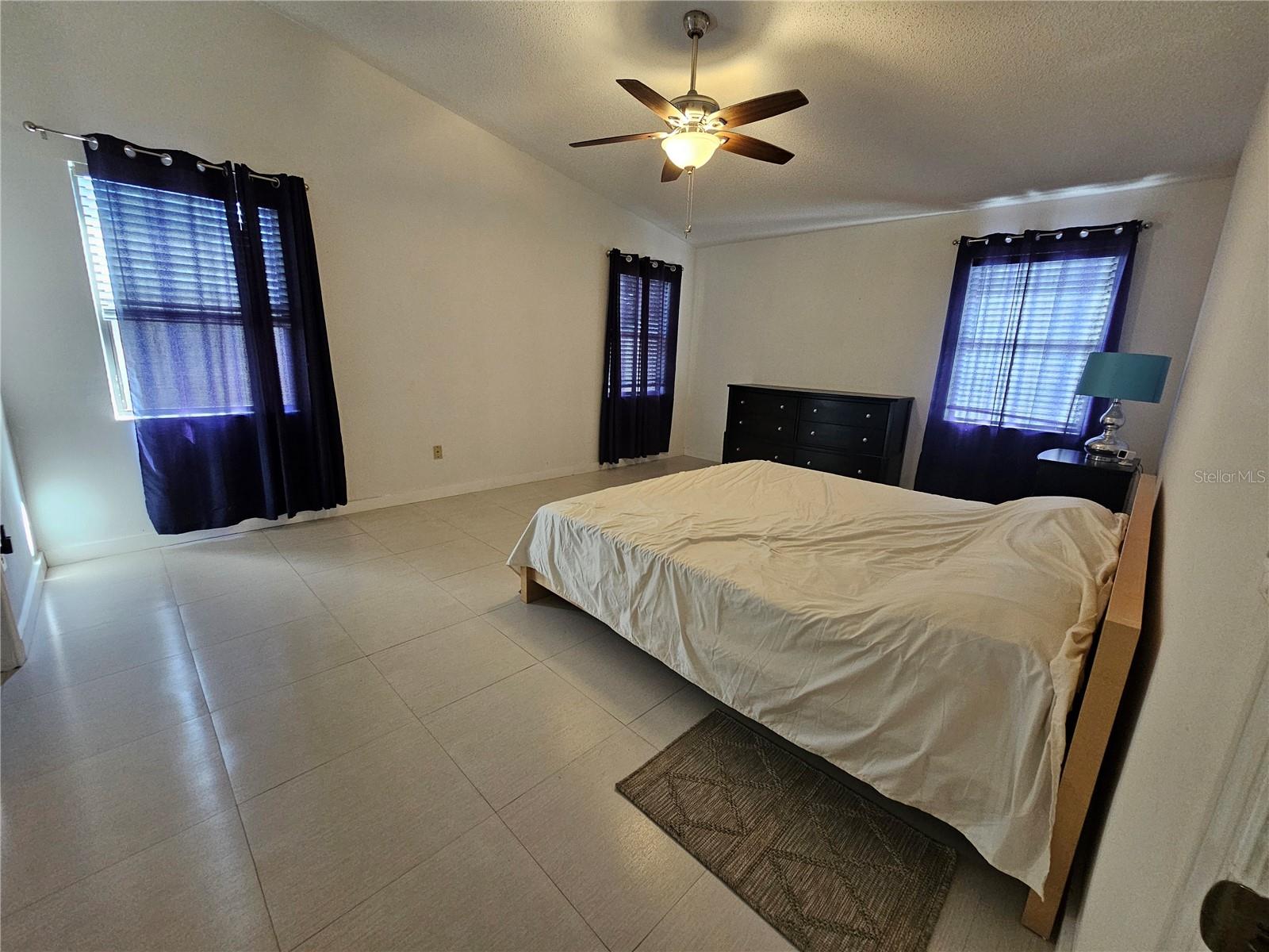 1885 FEATHER TREE CIR, CLEARWATER, FL — photo 13