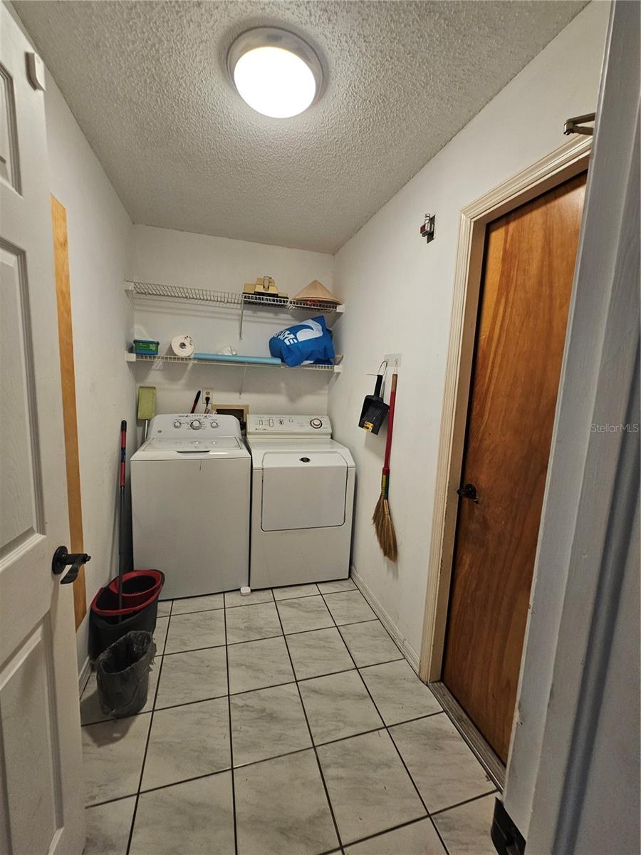 1885 FEATHER TREE CIR, CLEARWATER, FL — photo 18