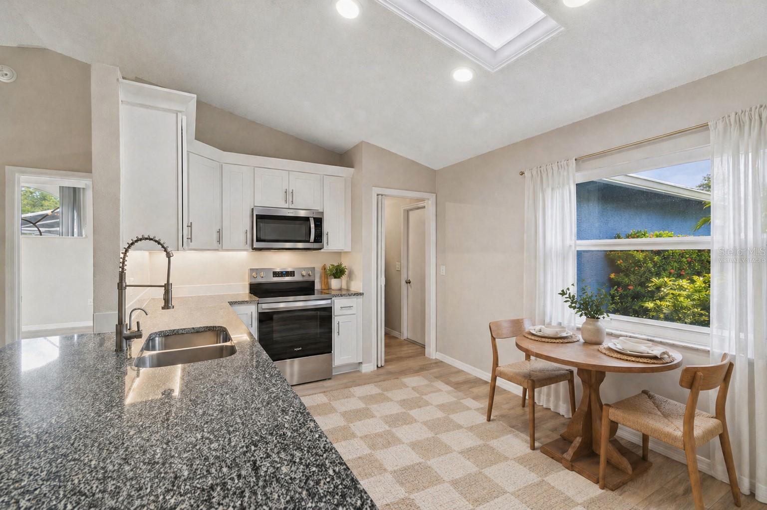 8031 GABRIEL DR, PORT RICHEY, FL — photo 13