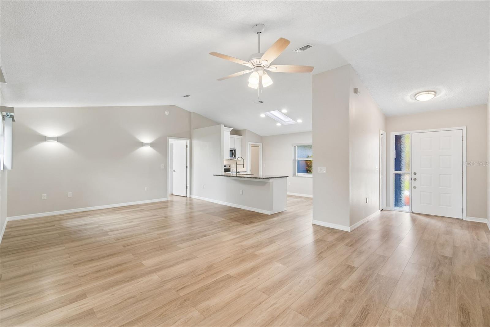 8031 GABRIEL DR, PORT RICHEY, FL — photo 6