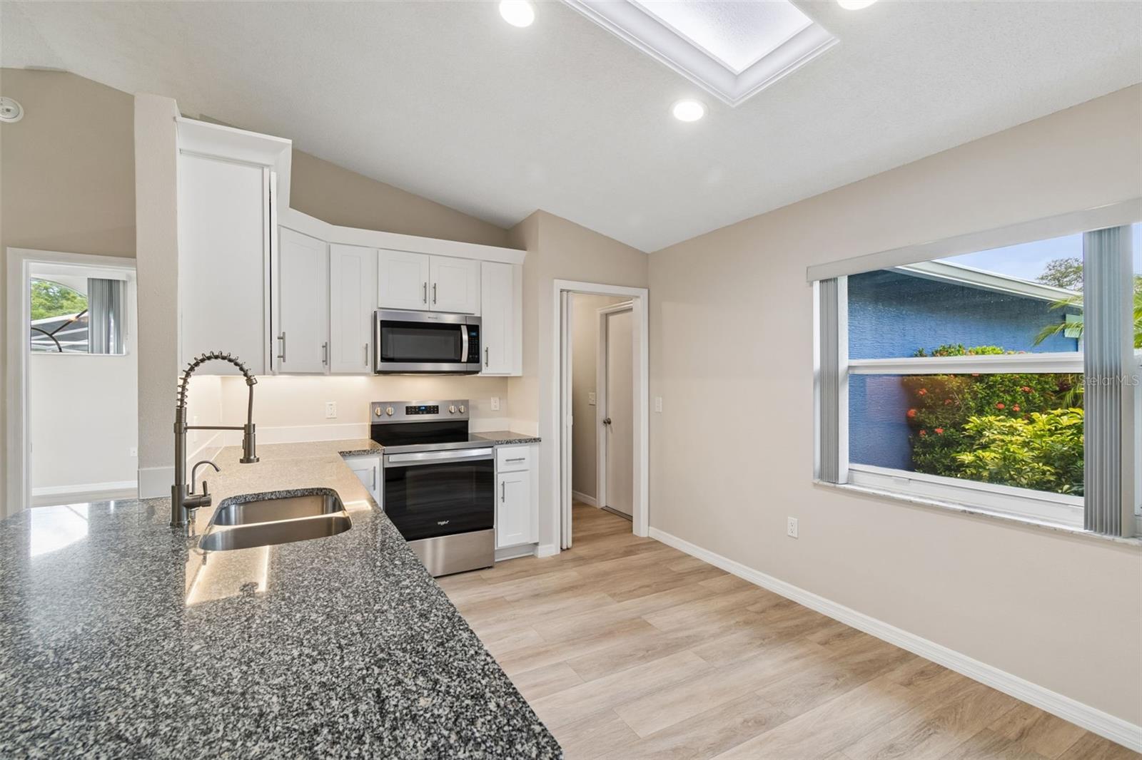 8031 GABRIEL DR, PORT RICHEY, FL — photo 14