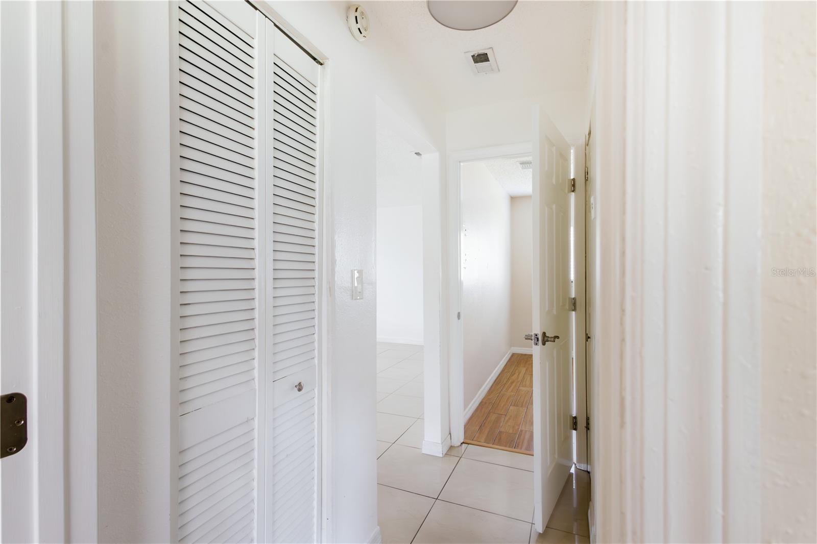 1831 BOUGH AVE #1, CLEARWATER, FL — photo 13