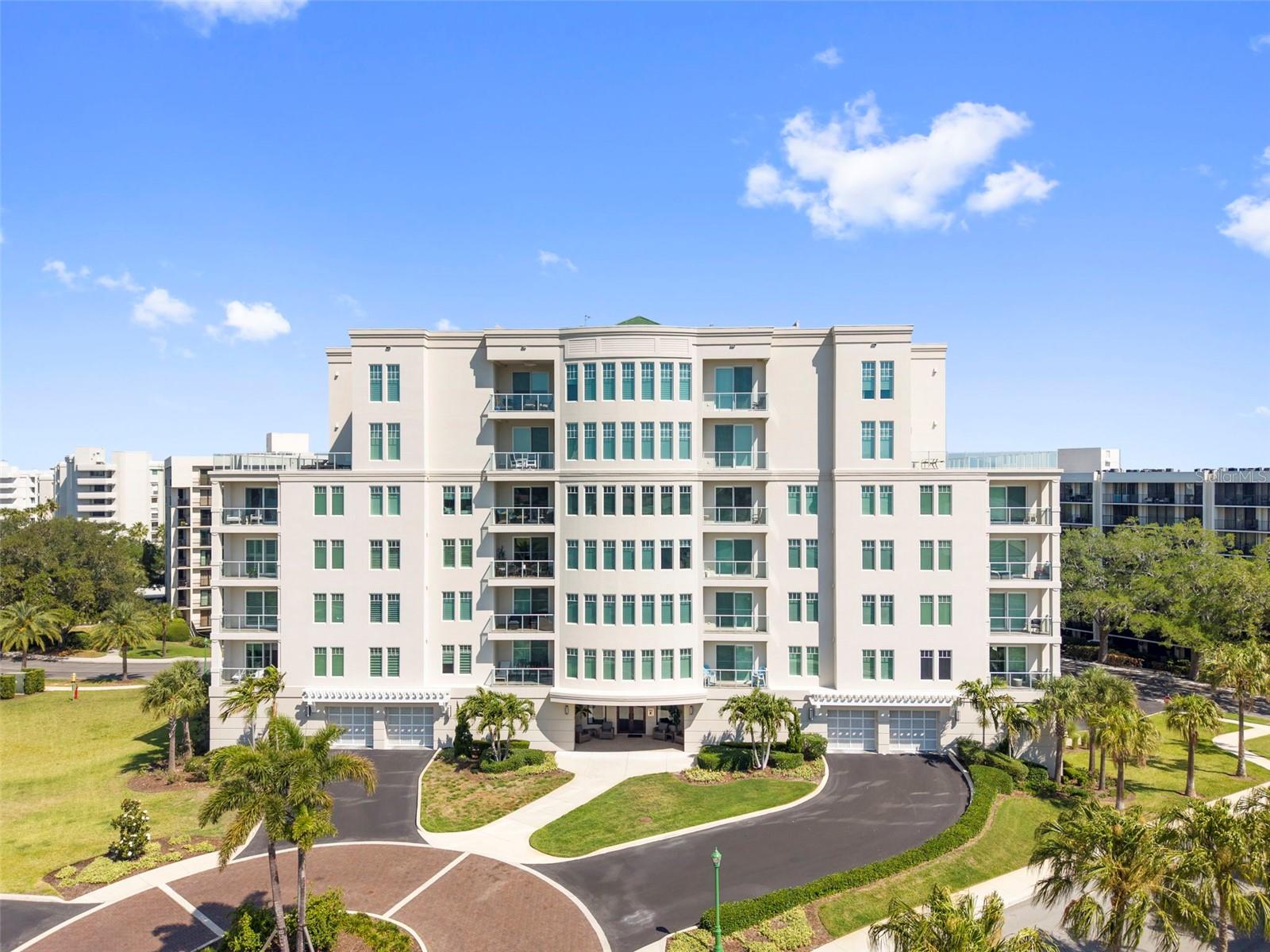 8 PALM TER #201, CLEARWATER, FL