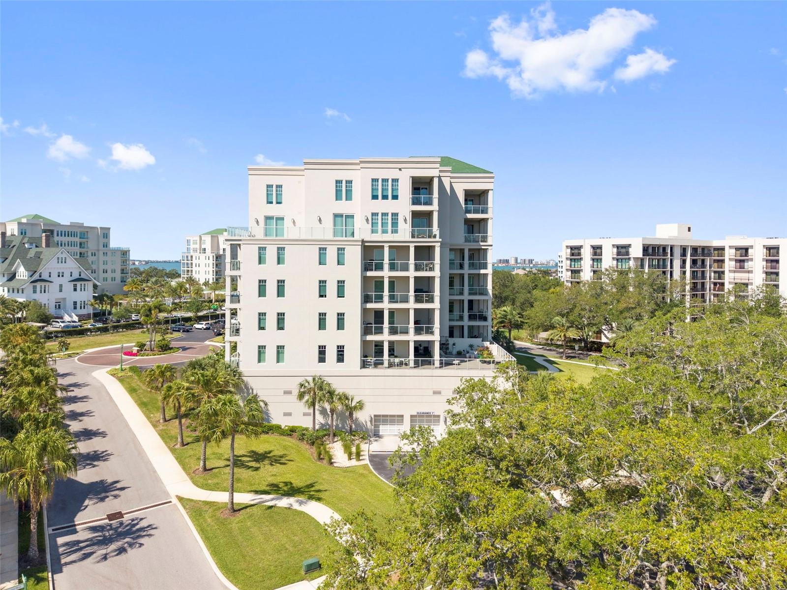 8 PALM TER #201, CLEARWATER, FL — photo 4