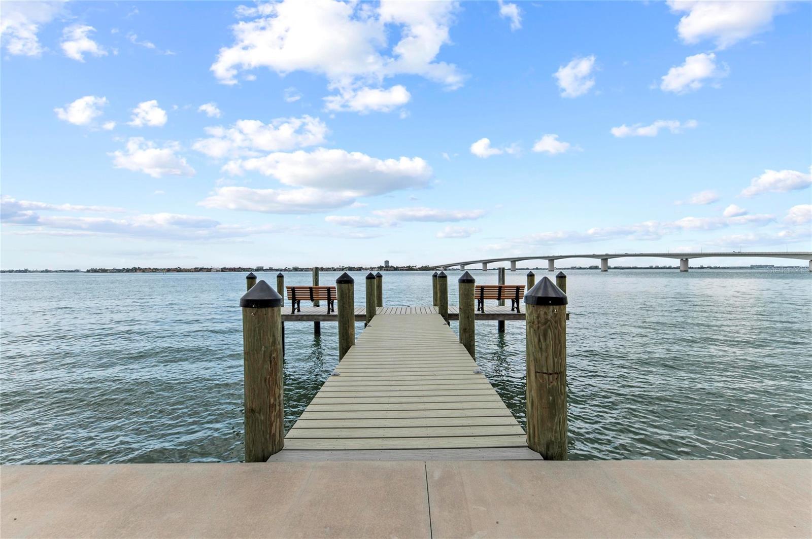 350 GOLDEN GATE PT #61, SARASOTA, FL — photo 2