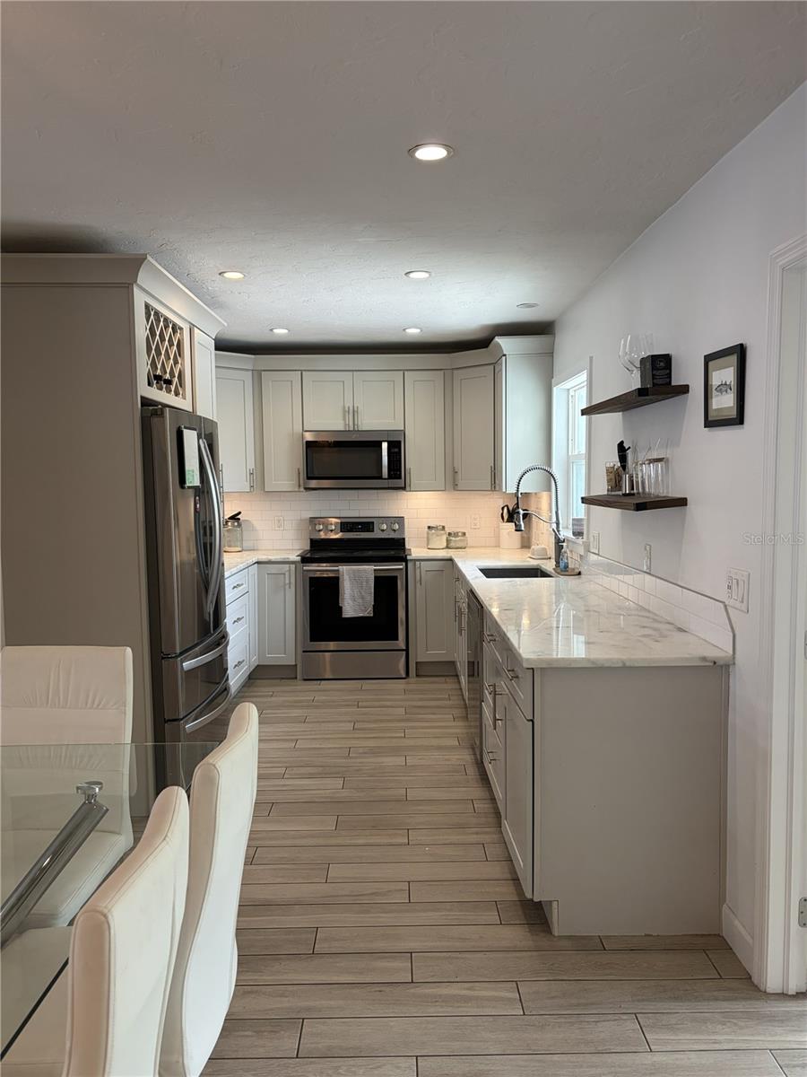 7503 STARFISH DR, SARASOTA, FL — photo 10