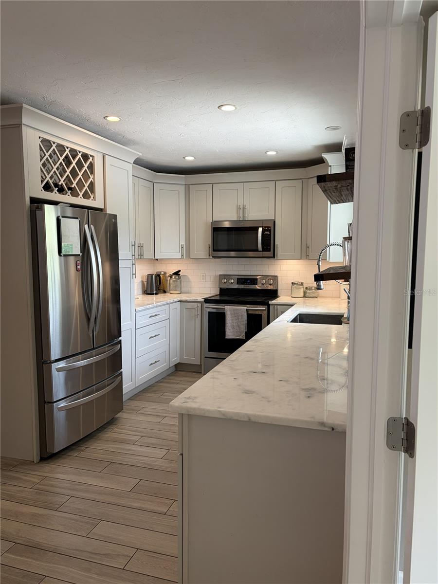 7503 STARFISH DR, SARASOTA, FL — photo 11