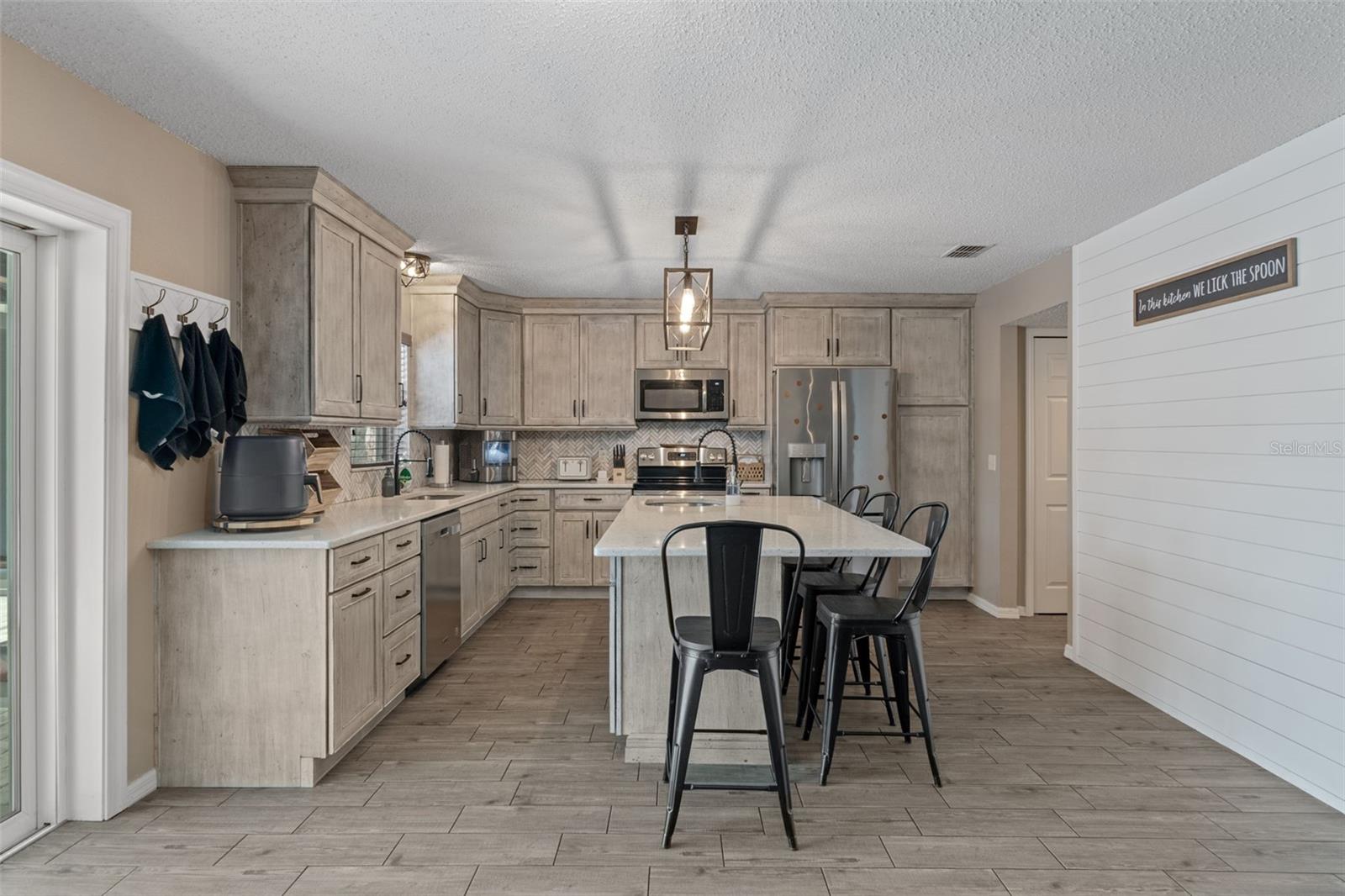 2451 DELTONA BLVD, SPRING HILL, FL — photo 12